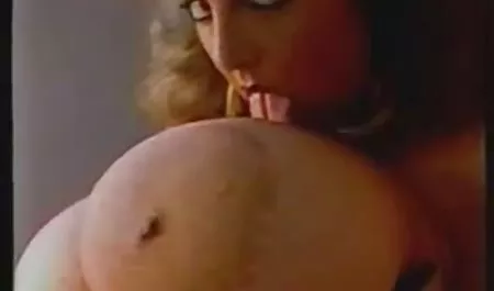 தனியா வெள்ளை கலை ஆபாச படம் பெண்