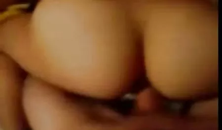 பெரிய மார்பகங்கள் படி ஆபாச வார்ப்பு அம்மா பிடித்து மகன் மசாஜ் மற்றும் அதை முடிக்க