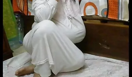 தனியா இலவச ஆபாச தளத்தில் பொன்னிற பெற நேசிக்கிறார் Rimmed மற்றும் செக்ஸ் கழுதை