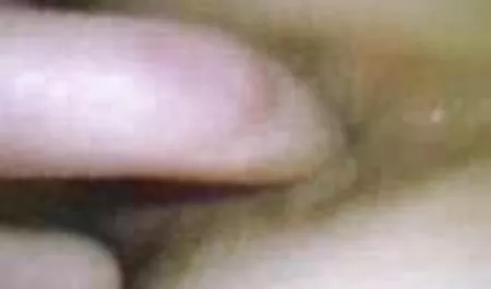 கள் லா Baise Une பெரிய மார்பகங்கள் ஆபாச pute dans Le salon