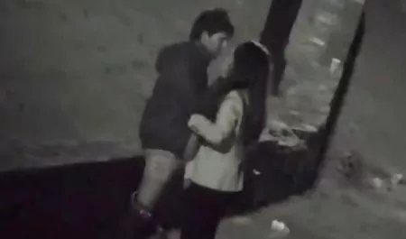 கருப்பு காலுறைகள் மற்றும் Nobili திருடன் porn பெரிய காக்ஸ்