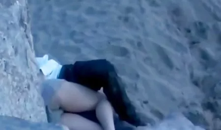 யூரோ பிரஞ்சு, அலெக்ஸ் மாட்டேன் கவர முடியும் அவரது பெரிய குழு porn மார்பகங்கள்