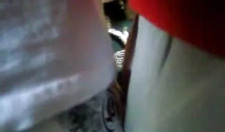 முதிர்ந்த பிரஞ்சு, எப்படி பார்க்க parnuhi தெரியும் சேவல் ஜெர்க்